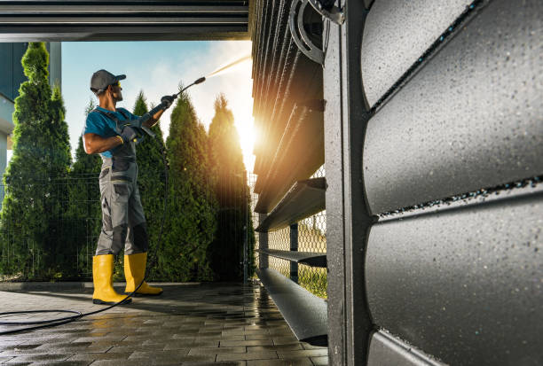 Best Animal Enclosure Cleaning  in Kirksville, MO